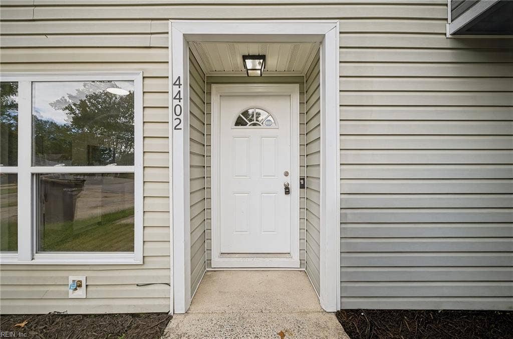 4402 Dartmoor Court, Chesapeake, VA 23321