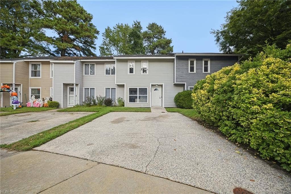 4402 Dartmoor Court, Chesapeake, VA 23321