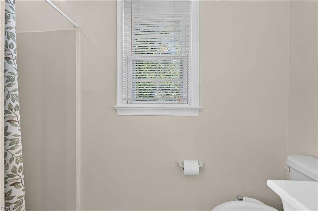 900 Roundtable Court, Virginia Beach, VA 23464