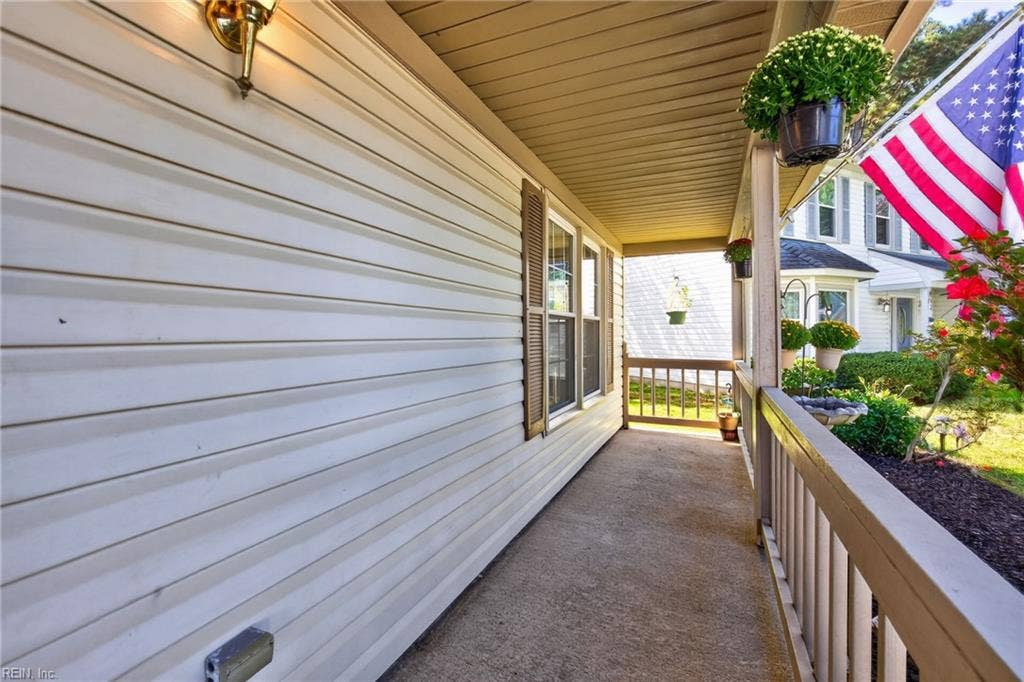 900 Roundtable Court, Virginia Beach, VA 23464