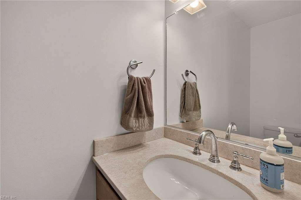 900 Roundtable Court, Virginia Beach, VA 23464