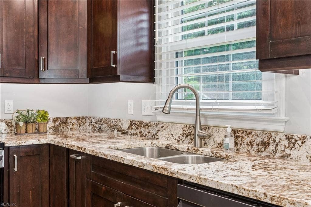 1204 Springwell Place, Newport News, VA 23608