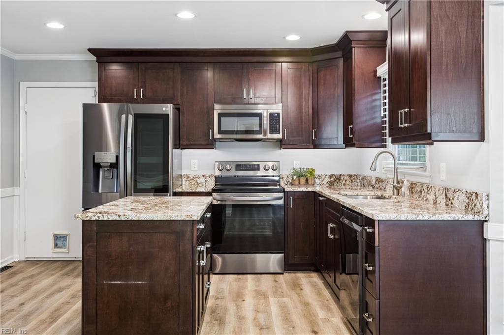 1204 Springwell Place, Newport News, VA 23608
