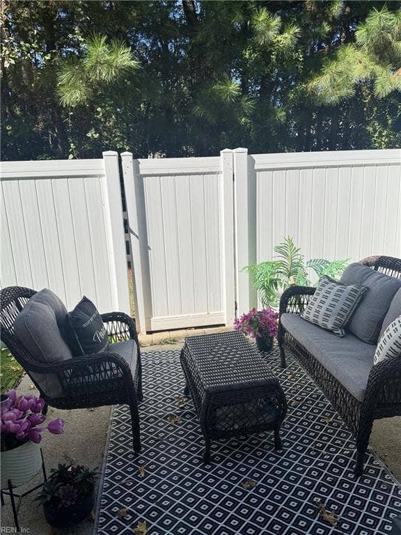 221 Bonneys Quay, Virginia Beach, VA 23462