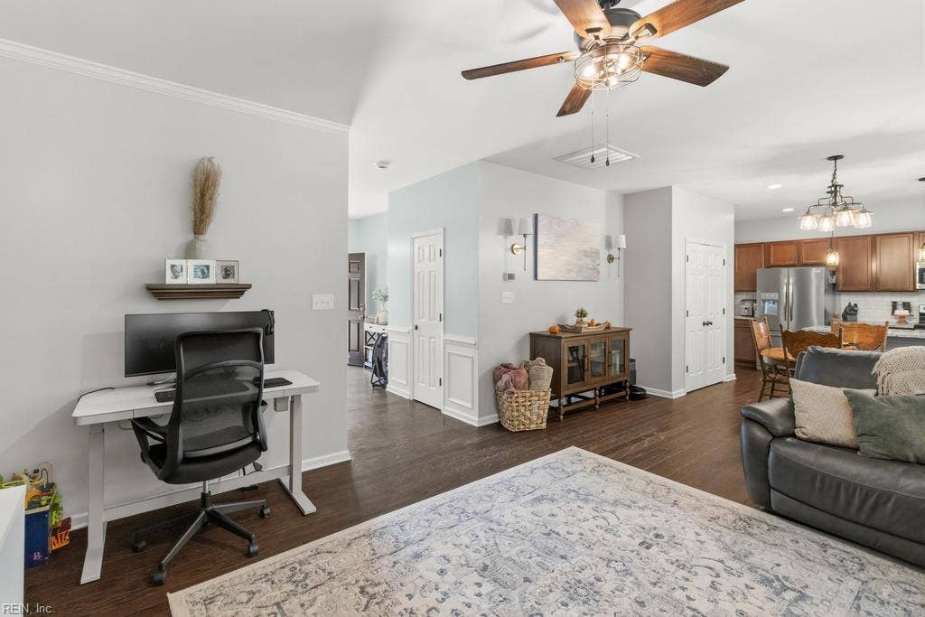 8159 Billings Court, Hayes, VA 23072