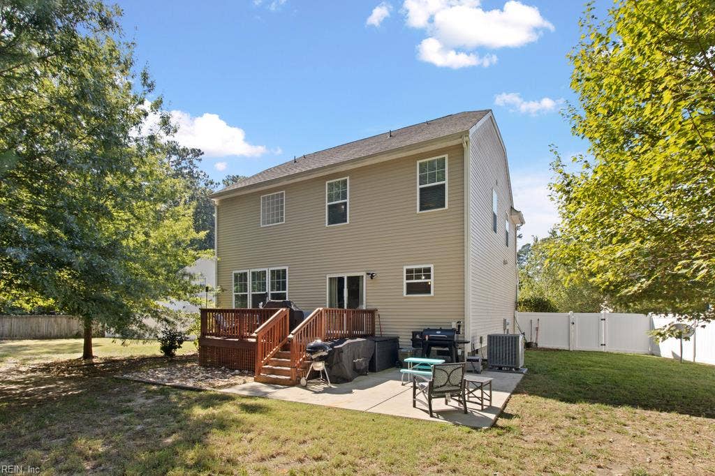 8159 Billings Court, Hayes, VA 23072