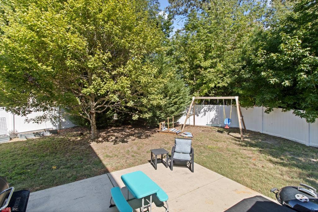 8159 Billings Court, Hayes, VA 23072