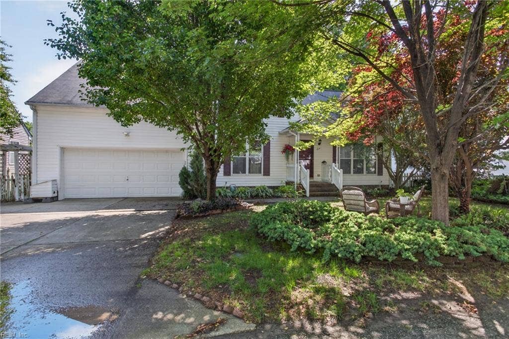 27 REFLECTION Lane, Hampton, VA 23666 27 REFLECTION Lane, Hampton, VA 23666