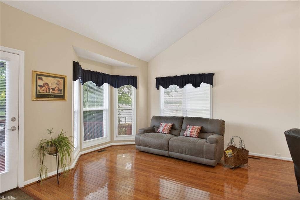 27 REFLECTION Lane, Hampton, VA 23666 27 REFLECTION Lane, Hampton, VA 23666