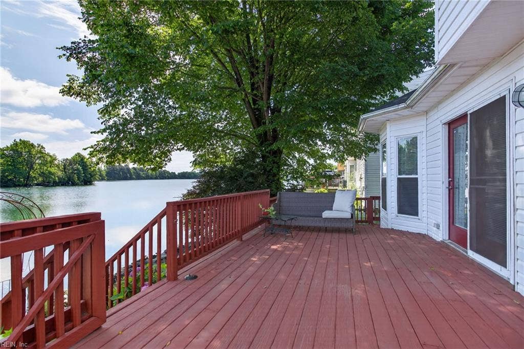 27 REFLECTION Lane, Hampton, VA 23666 27 REFLECTION Lane, Hampton, VA 23666