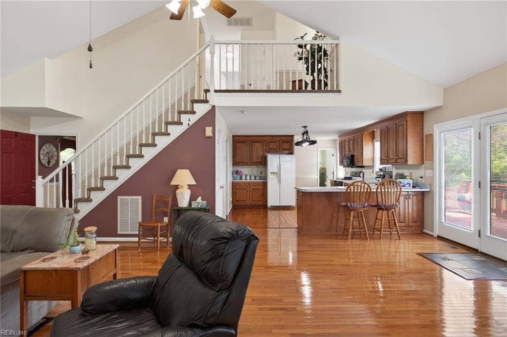 27 REFLECTION Lane, Hampton, VA 23666 27 REFLECTION Lane, Hampton, VA 23666
