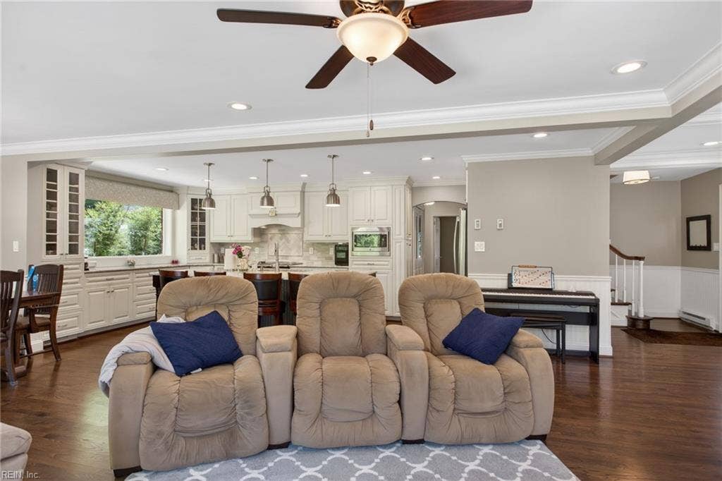 4848 Brigadoon Drive, Virginia Beach, VA 23455 4848 Brigadoon Drive, Virginia Beach, VA 23455