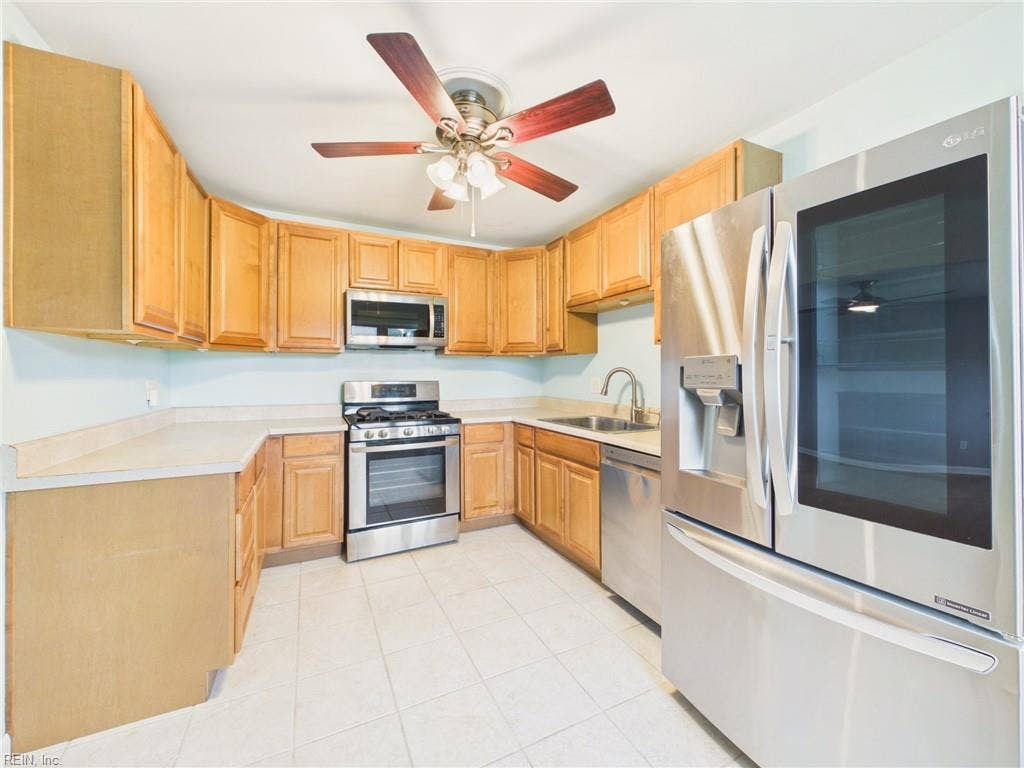 4920 Bark Lane, Aragona Village, Virginia Beach, VA 23455 4920 Bark Lane, Aragona Village, Virginia Beach, VA 23455