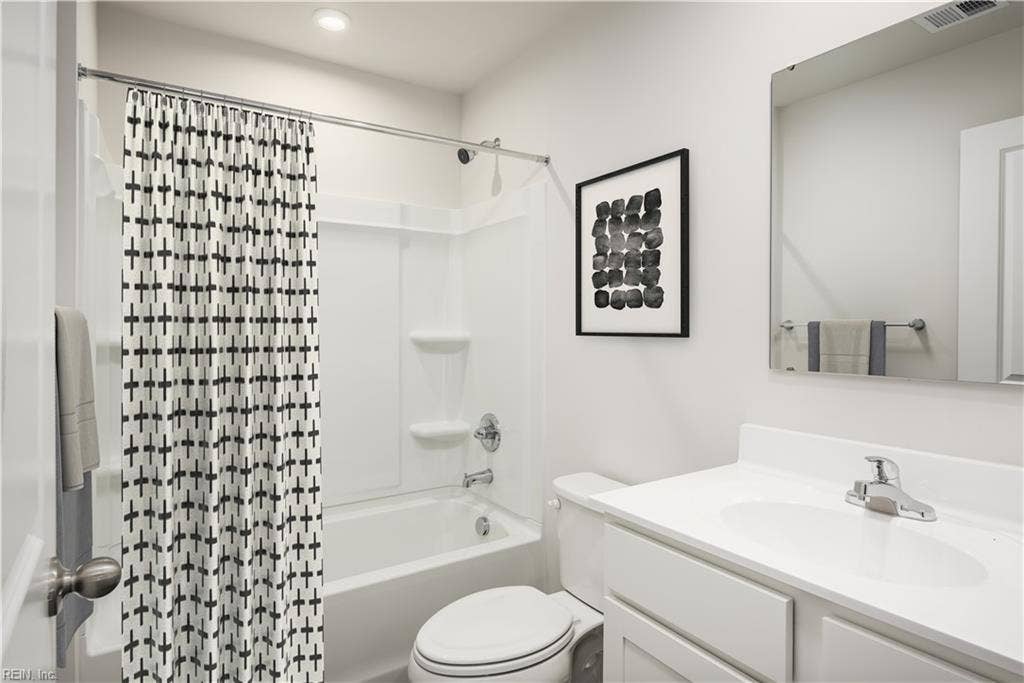LT2050 John Alexander Drive, Hunterdale Green, Franklin, VA 23851