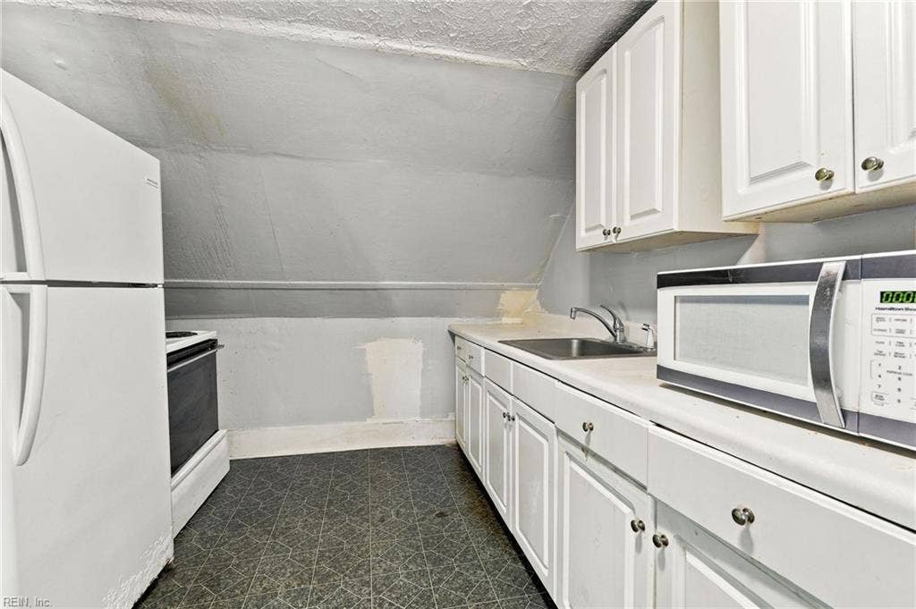 2508 Shell Road, Hampton, VA 23661 2508 Shell Road, Hampton, VA 23661