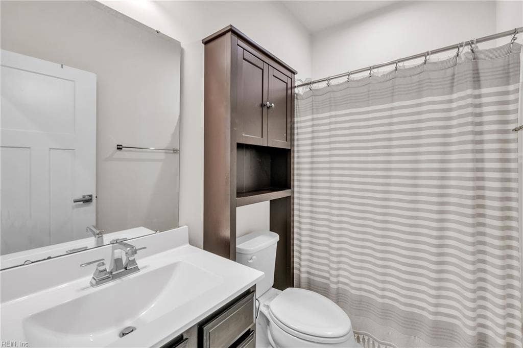 944 Gabion Way, Chesapeake, VA 23323 944 Gabion Way, Chesapeake, VA 23323