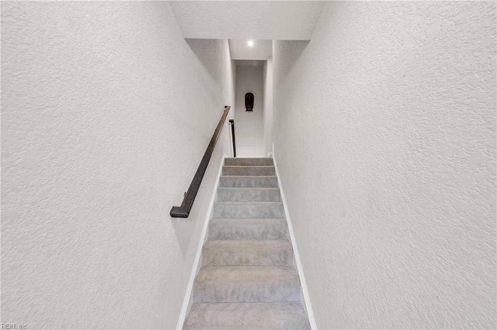 944 Gabion Way, Chesapeake, VA 23323 944 Gabion Way, Chesapeake, VA 23323