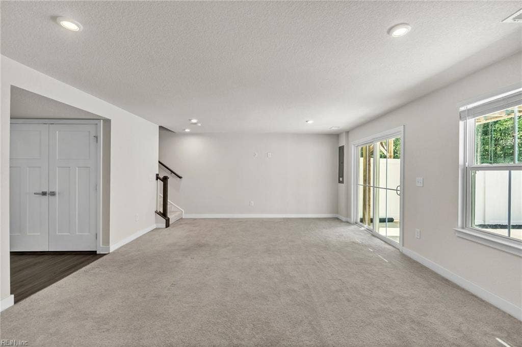 944 Gabion Way, Chesapeake, VA 23323 944 Gabion Way, Chesapeake, VA 23323
