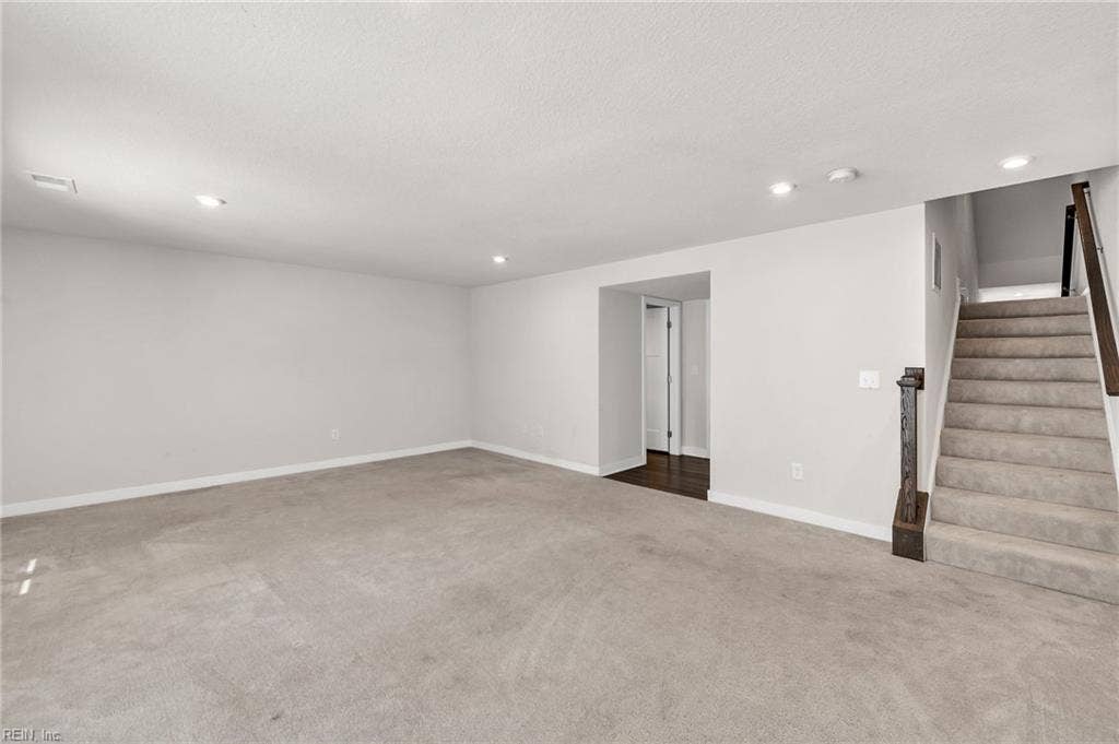 944 Gabion Way, Chesapeake, VA 23323 944 Gabion Way, Chesapeake, VA 23323