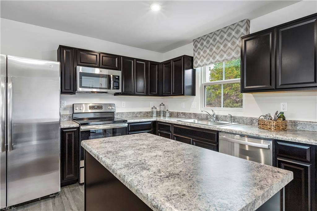 LT2051 John Alexander Drive, Hunterdale Green, Franklin, VA 23851