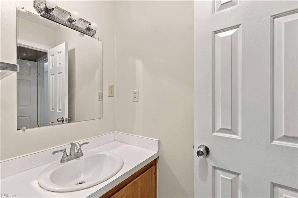 6661 Cedar Lake Drive, #8, Gloucester, VA 23061