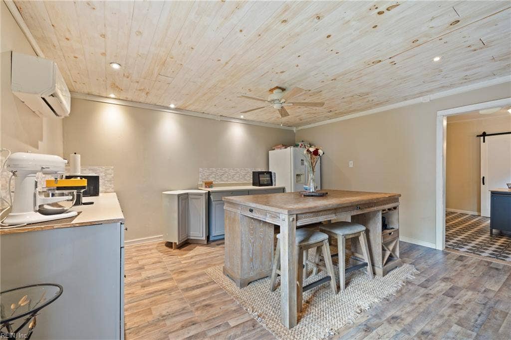 1301 Babbtown Road, Suffolk, VA 23434
