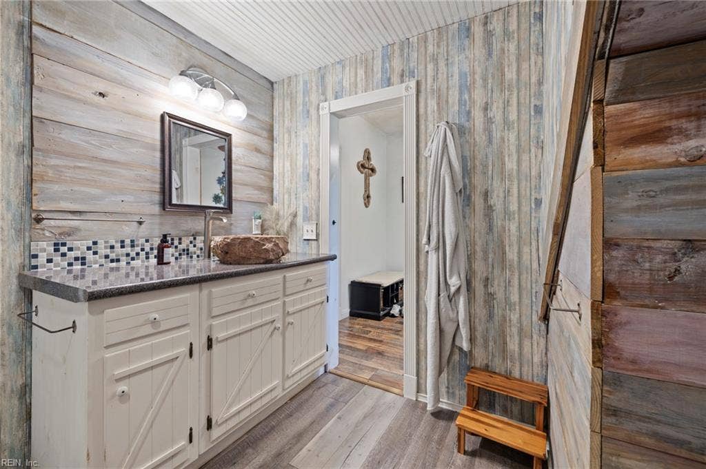 1301 Babbtown Road, Suffolk, VA 23434