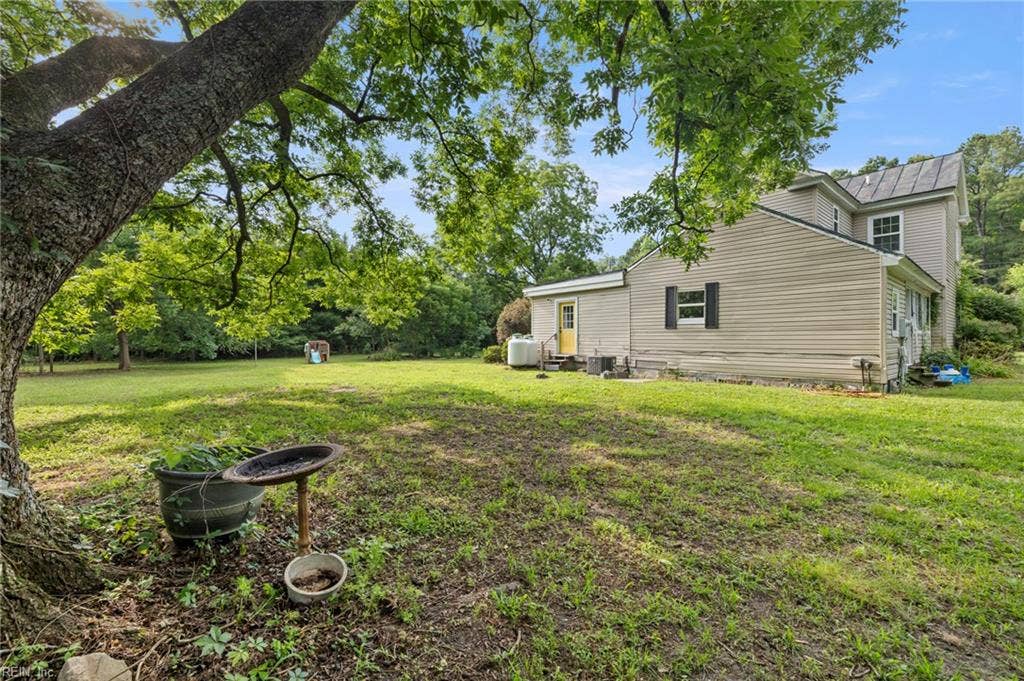 1301 Babbtown Road, Suffolk, VA 23434