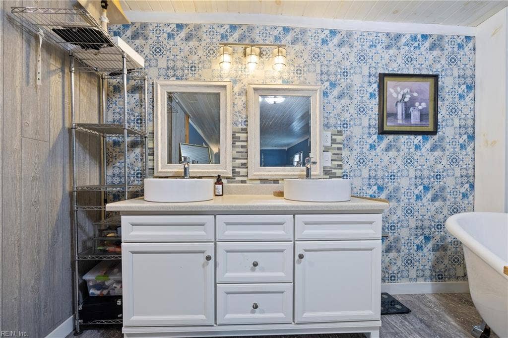 1301 Babbtown Road, Suffolk, VA 23434