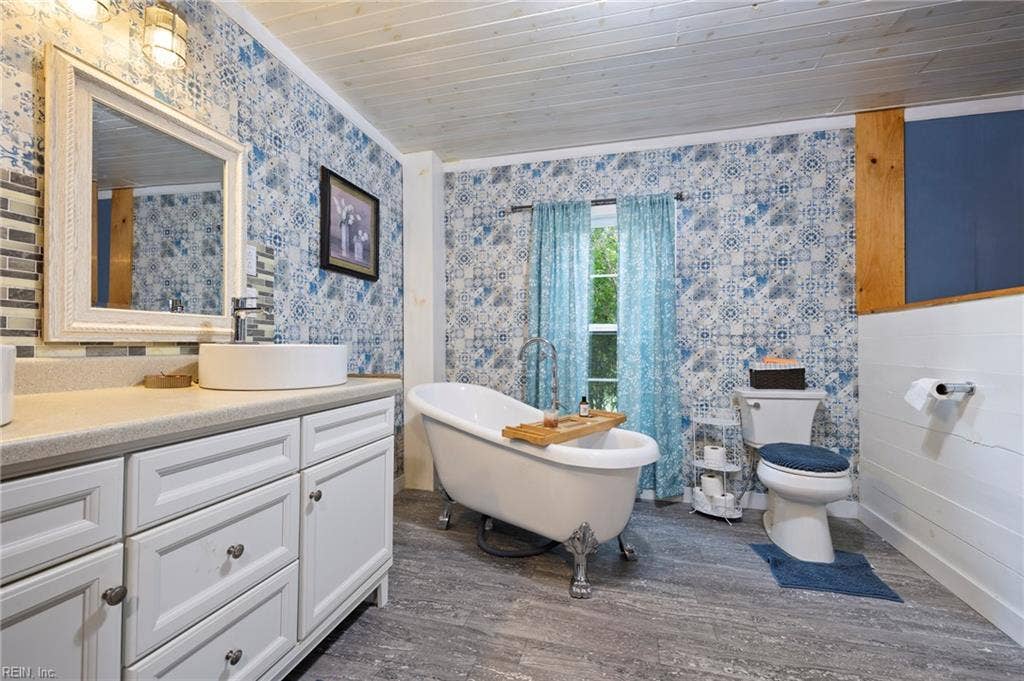 1301 Babbtown Road, Suffolk, VA 23434