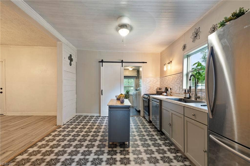 1301 Babbtown Road, Suffolk, VA 23434