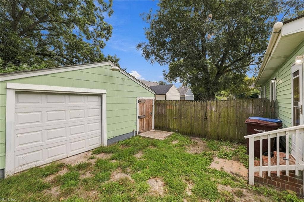 1311 Perry Street, South Norfolk, Chesapeake, VA 23324 1311 Perry Street, South Norfolk, Chesapeake, VA 23324