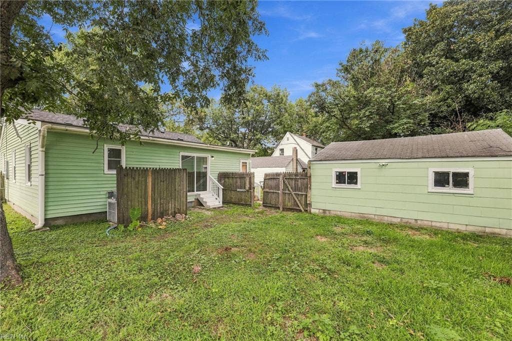 1311 Perry Street, South Norfolk, Chesapeake, VA 23324 1311 Perry Street, South Norfolk, Chesapeake, VA 23324