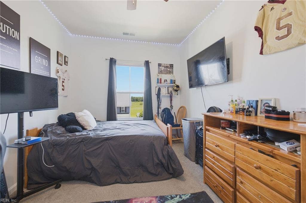 404 Spring Hill Place, Benns Grant, Smithfield, VA 23430