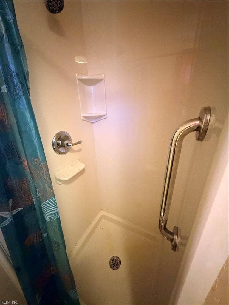 732 Jericho Dr Road, Virginia Beach, VA 23455 732 Jericho Dr Road, Virginia Beach, VA 23455