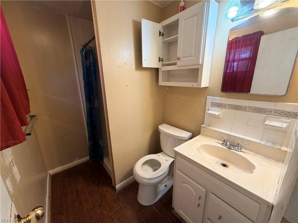 732 Jericho Dr Road, Virginia Beach, VA 23455 732 Jericho Dr Road, Virginia Beach, VA 23455