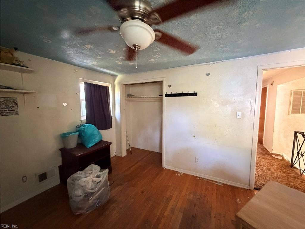 732 Jericho Dr Road, Virginia Beach, VA 23455 732 Jericho Dr Road, Virginia Beach, VA 23455