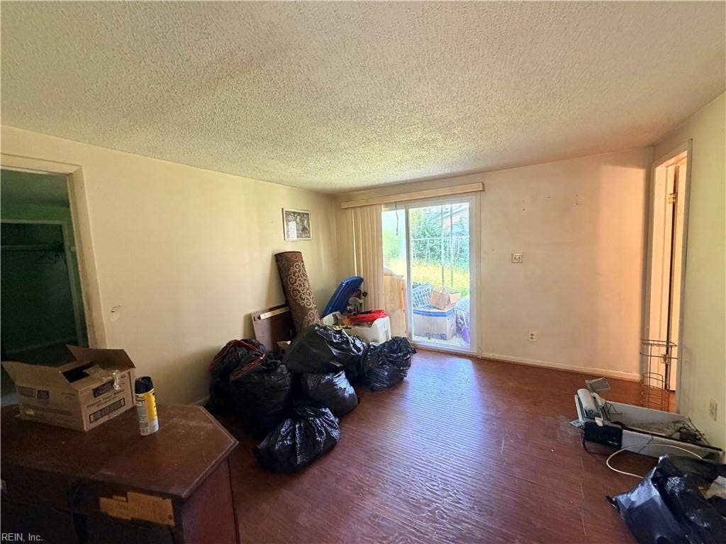 732 Jericho Dr Road, Virginia Beach, VA 23455 732 Jericho Dr Road, Virginia Beach, VA 23455