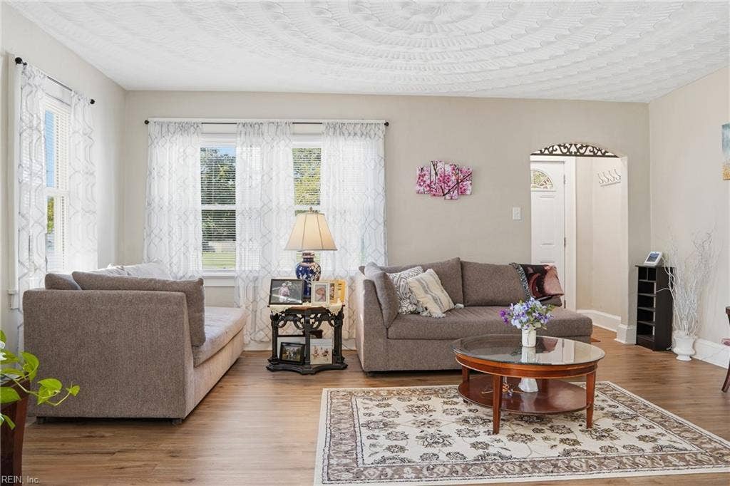 1237 Portsmouth Boulevard, Portsmouth, VA 23704 1237 Portsmouth Boulevard, Portsmouth, VA 23704