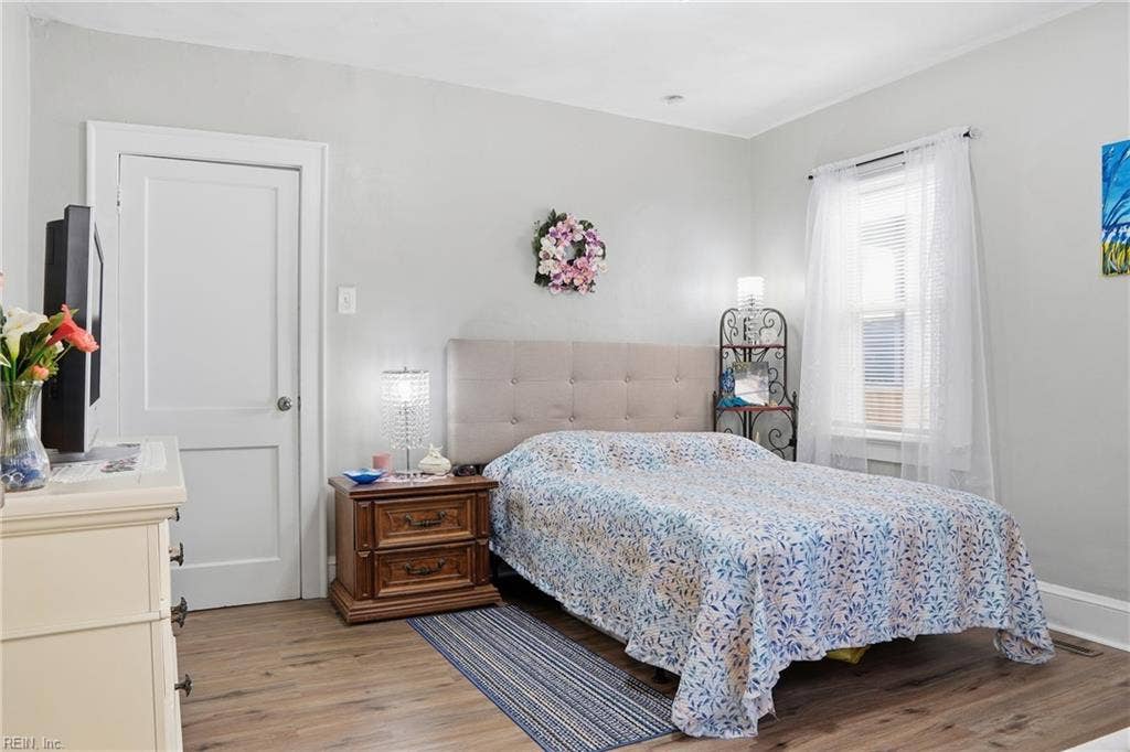 1237 Portsmouth Boulevard, Portsmouth, VA 23704 1237 Portsmouth Boulevard, Portsmouth, VA 23704