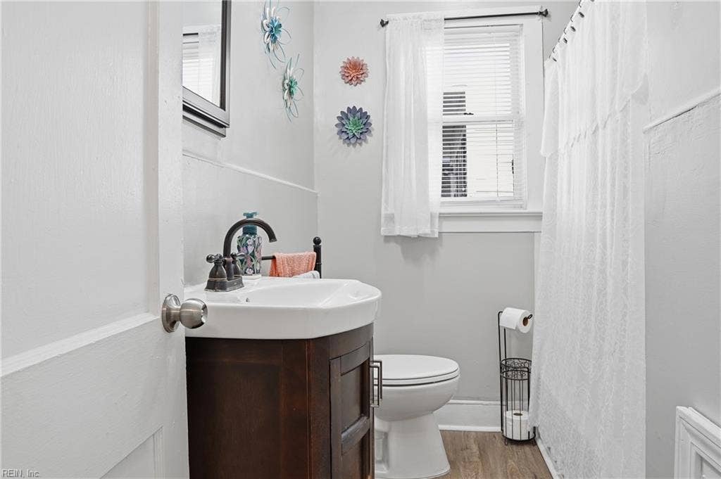 1237 Portsmouth Boulevard, Portsmouth, VA 23704 1237 Portsmouth Boulevard, Portsmouth, VA 23704