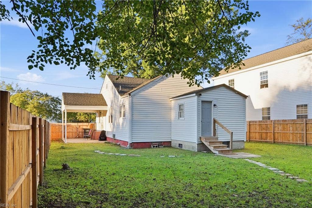 1237 Portsmouth Boulevard, Portsmouth, VA 23704 1237 Portsmouth Boulevard, Portsmouth, VA 23704