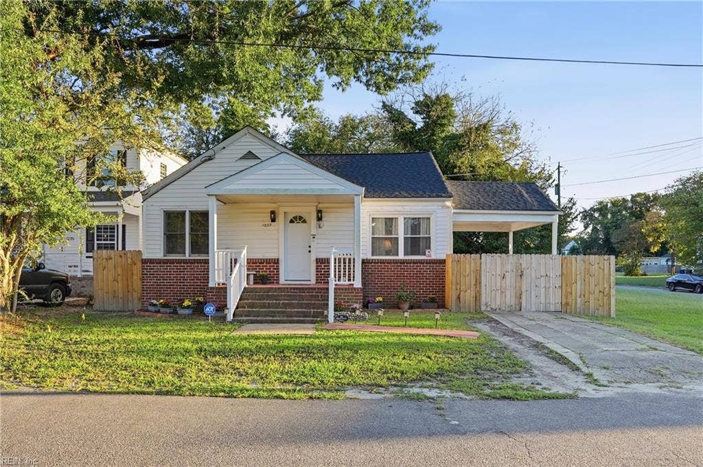 1237 Portsmouth Boulevard, Portsmouth, VA 23704 1237 Portsmouth Boulevard, Portsmouth, VA 23704