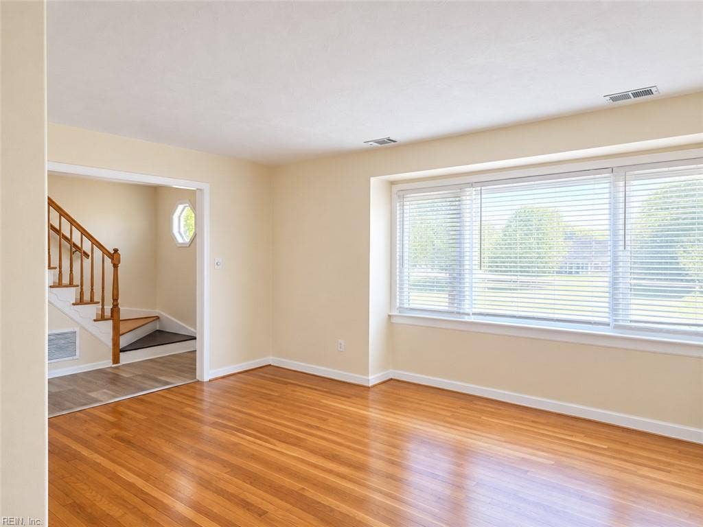 103 Arrollton Drive, Hampton, VA 23666 103 Arrollton Drive, Hampton, VA 23666