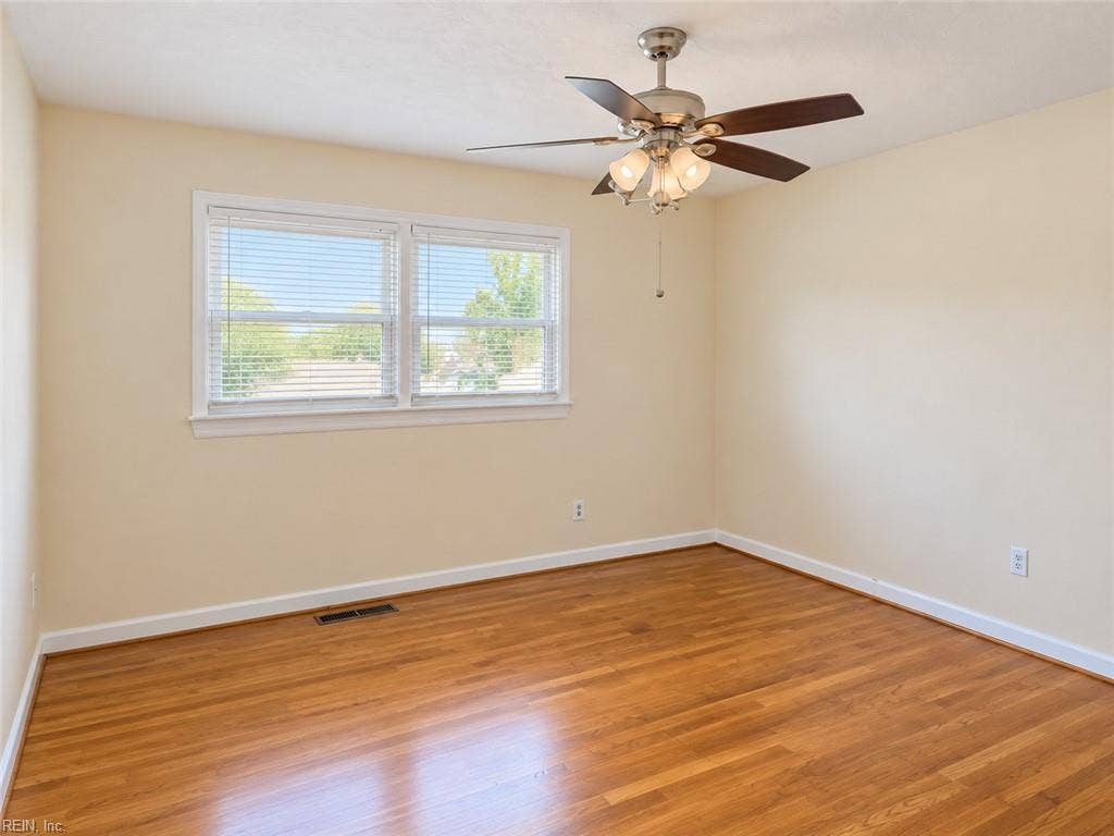 103 Arrollton Drive, Hampton, VA 23666 103 Arrollton Drive, Hampton, VA 23666