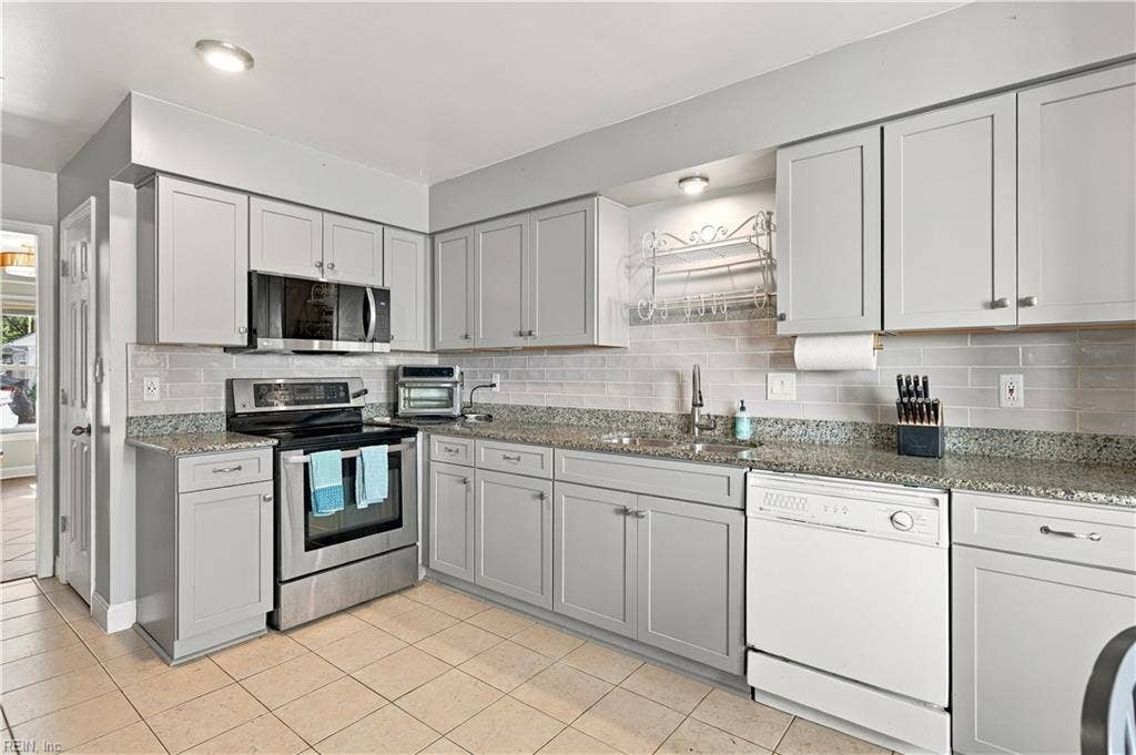 2308 Londale Court, Glenwood, Virginia Beach, VA 23456