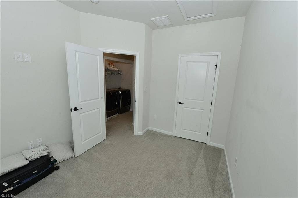 1093 Fleming Drive, Birdneck Crossing, Virginia Beach, VA 23451 1093 Fleming Drive, Birdneck Crossing, Virginia Beach, VA 23451