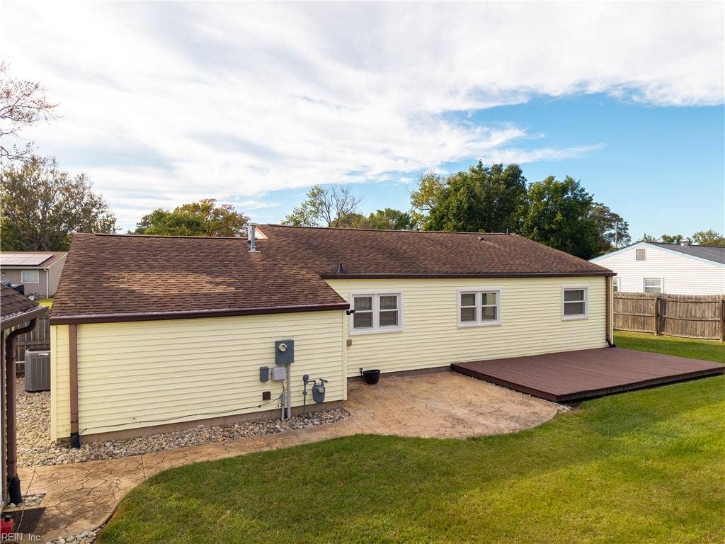 912 Carriage Hill Road, Virginia Beach, VA 23452 912 Carriage Hill Road, Virginia Beach, VA 23452