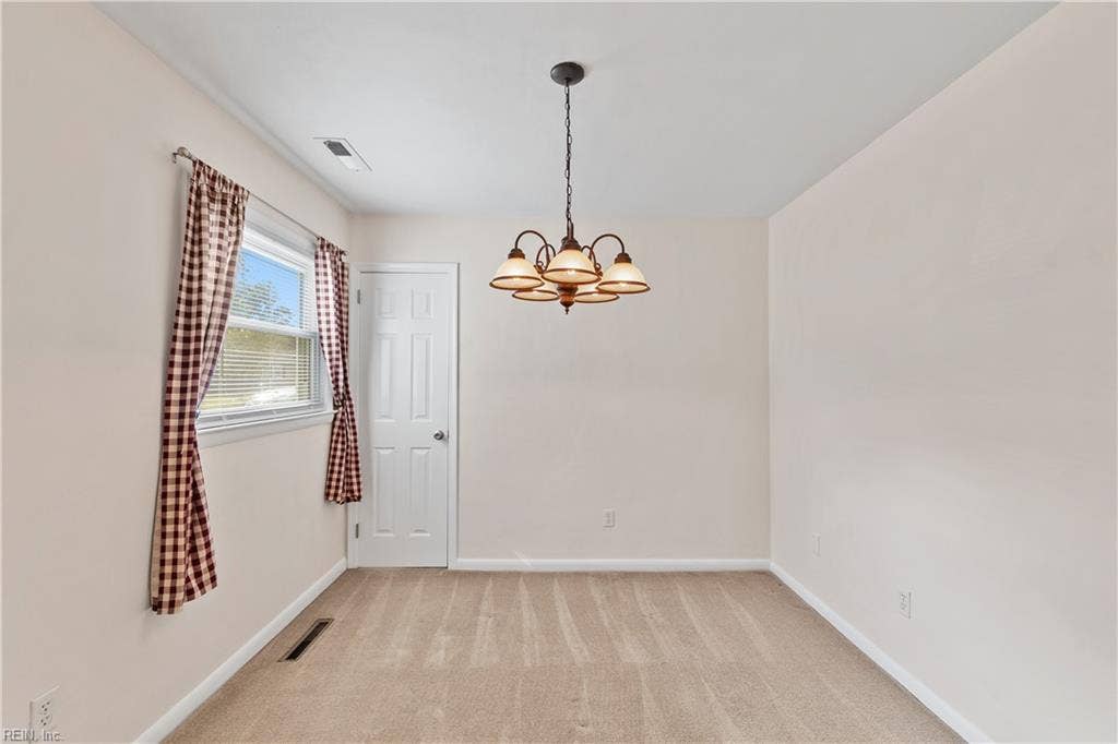 912 Carriage Hill Road, Virginia Beach, VA 23452 912 Carriage Hill Road, Virginia Beach, VA 23452
