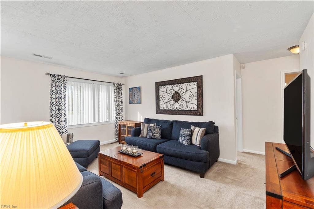 912 Carriage Hill Road, Virginia Beach, VA 23452 912 Carriage Hill Road, Virginia Beach, VA 23452